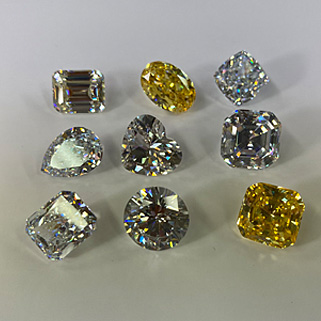 A Superlative Diamond Alternative - Apple Green  - DIAMONDLITE